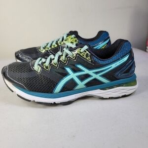 ASICS Women's GT-2000 4 Running Shoe Size 9